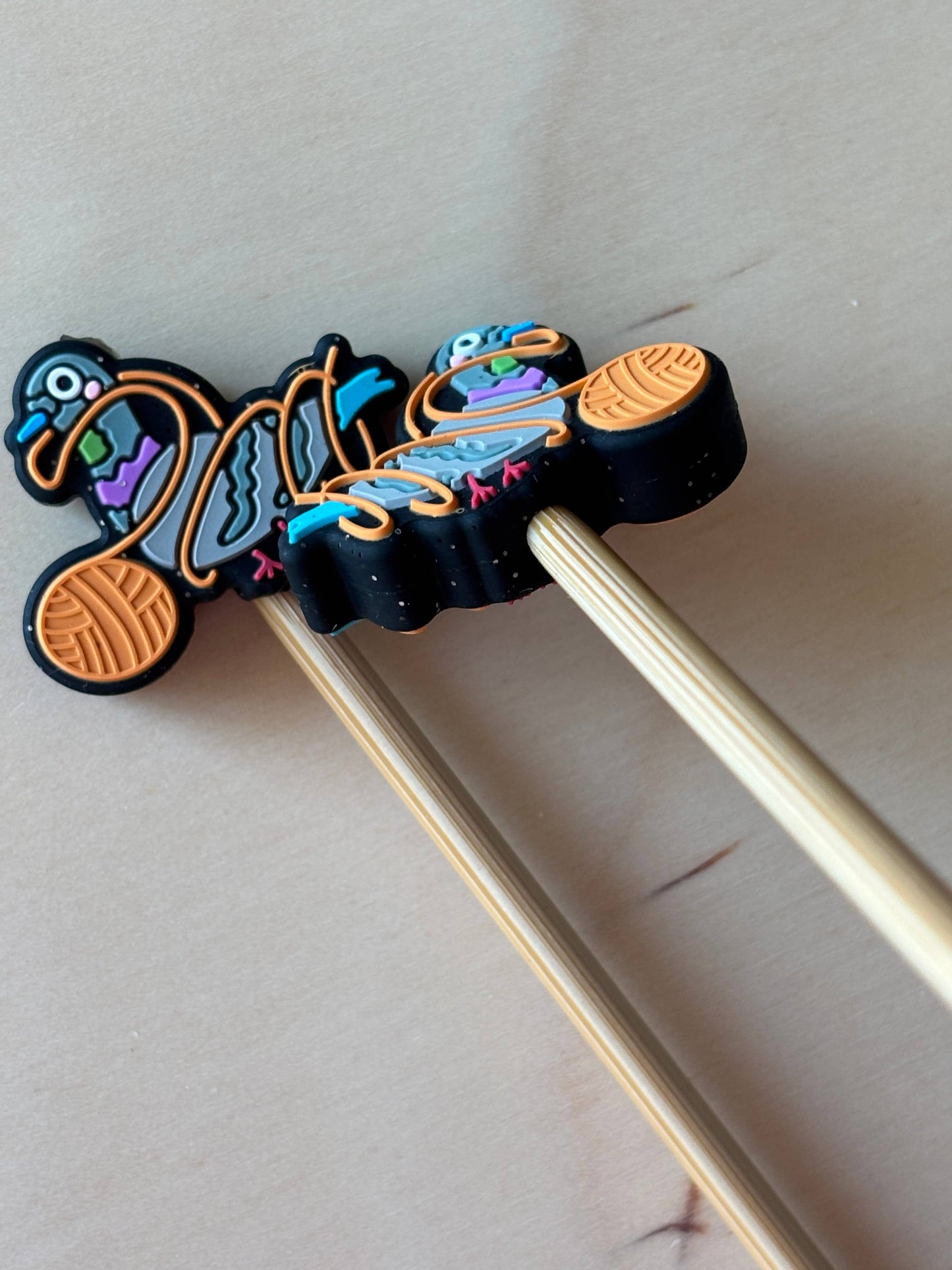*Exclusive* Glitter Pigeon Knitting Needle Point Protectors