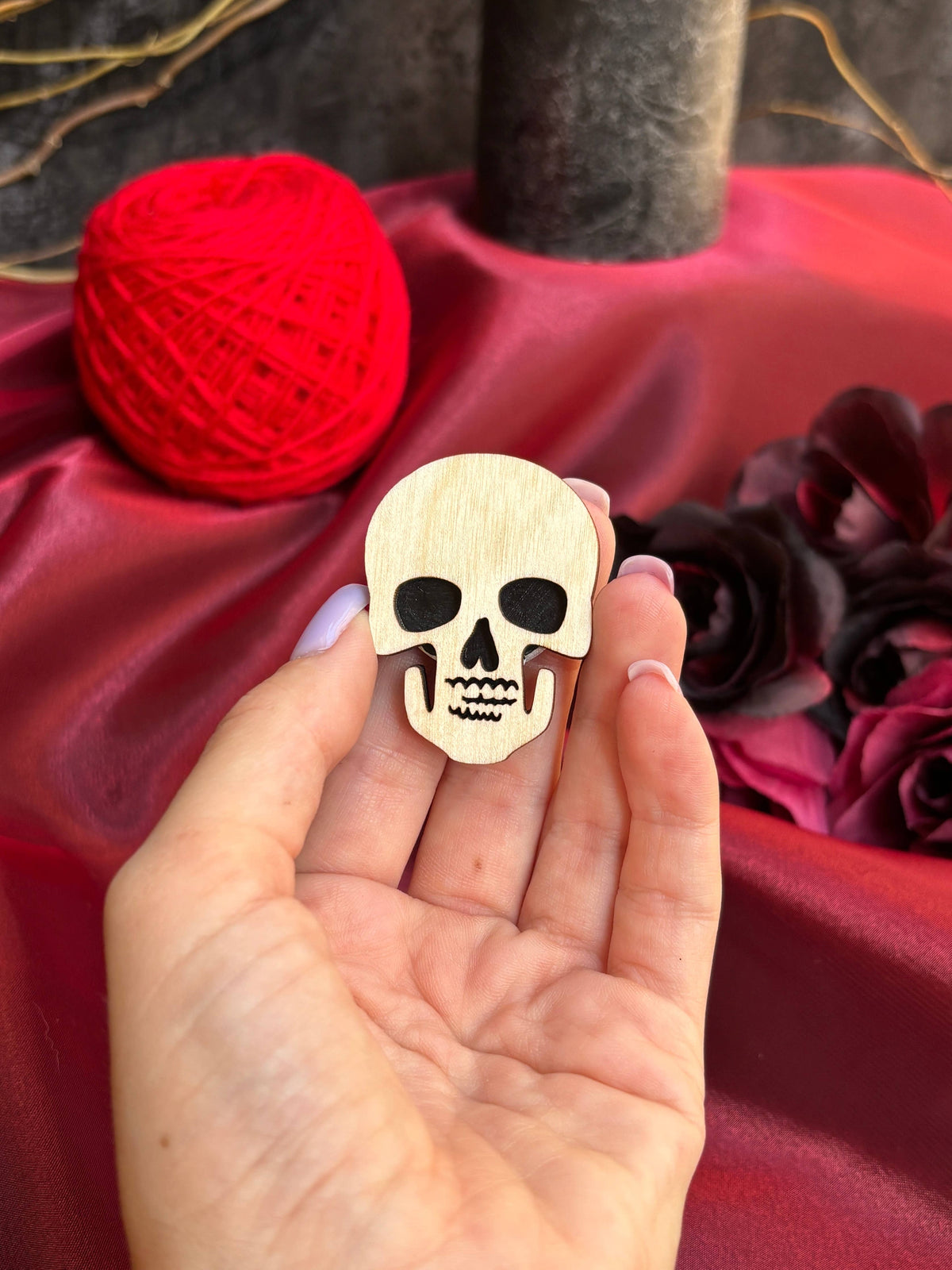 Skull Yarn Cutter