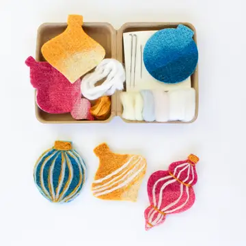 Mini Christmas Bauble Felting Craft Kit